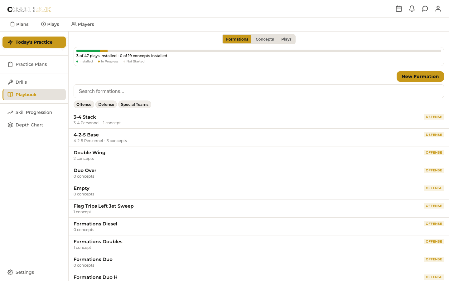 CoachDek playbook showing formation hierarchy with install status tracking for offense and defense
